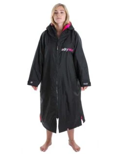 Advance Long Sleeve Adult Robe - Black/Pink 9 Advance Long Sleeve Adult Robe - Black/Pink -Swim District DryrobeAdvanceLongSleeve Black Pink 3