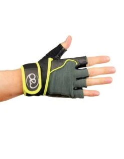 Fitness-Mad Cross Training & Fitness Gloves In Black